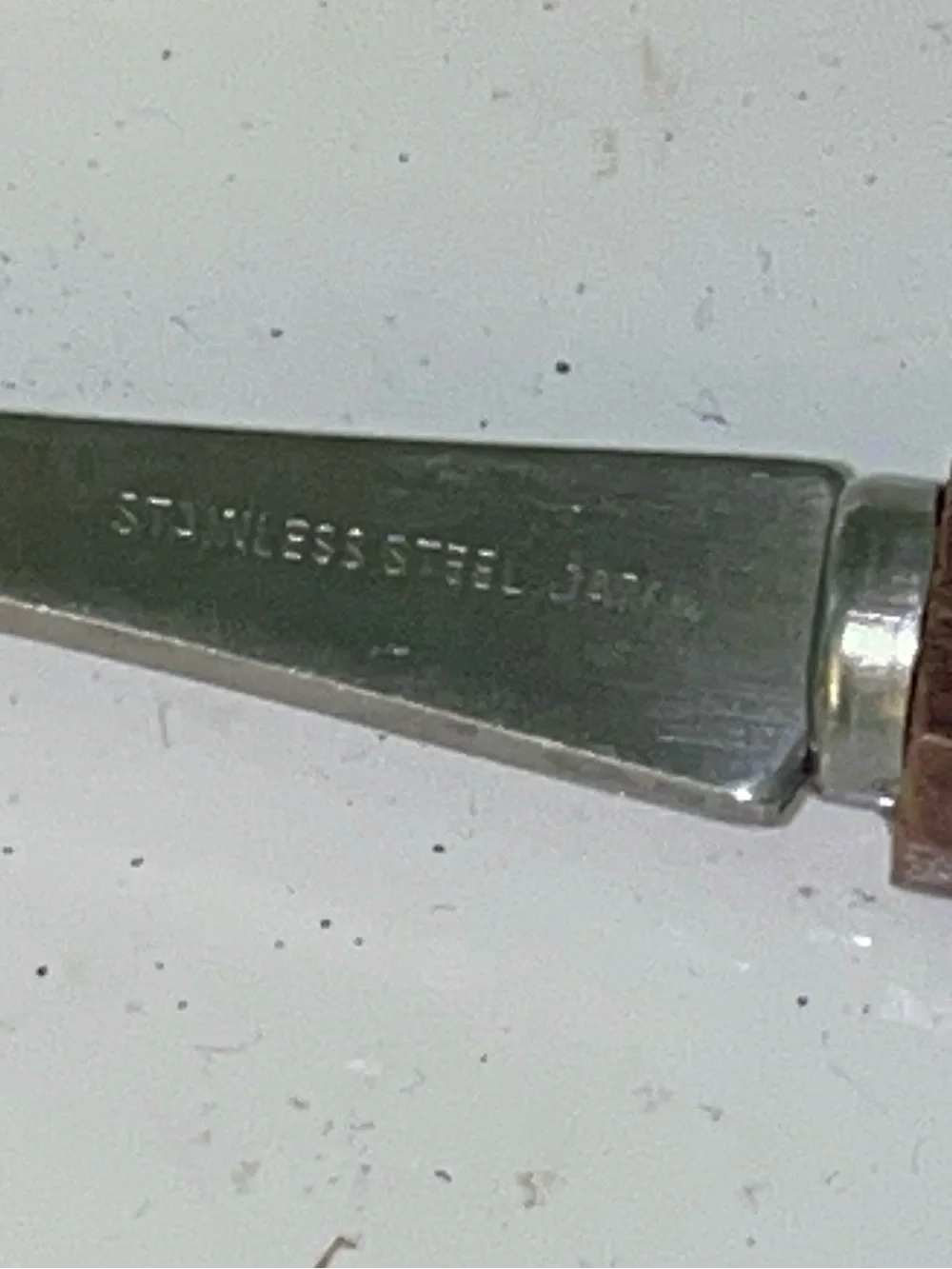 Vintage mid-century leaf-shaped cheese slicer